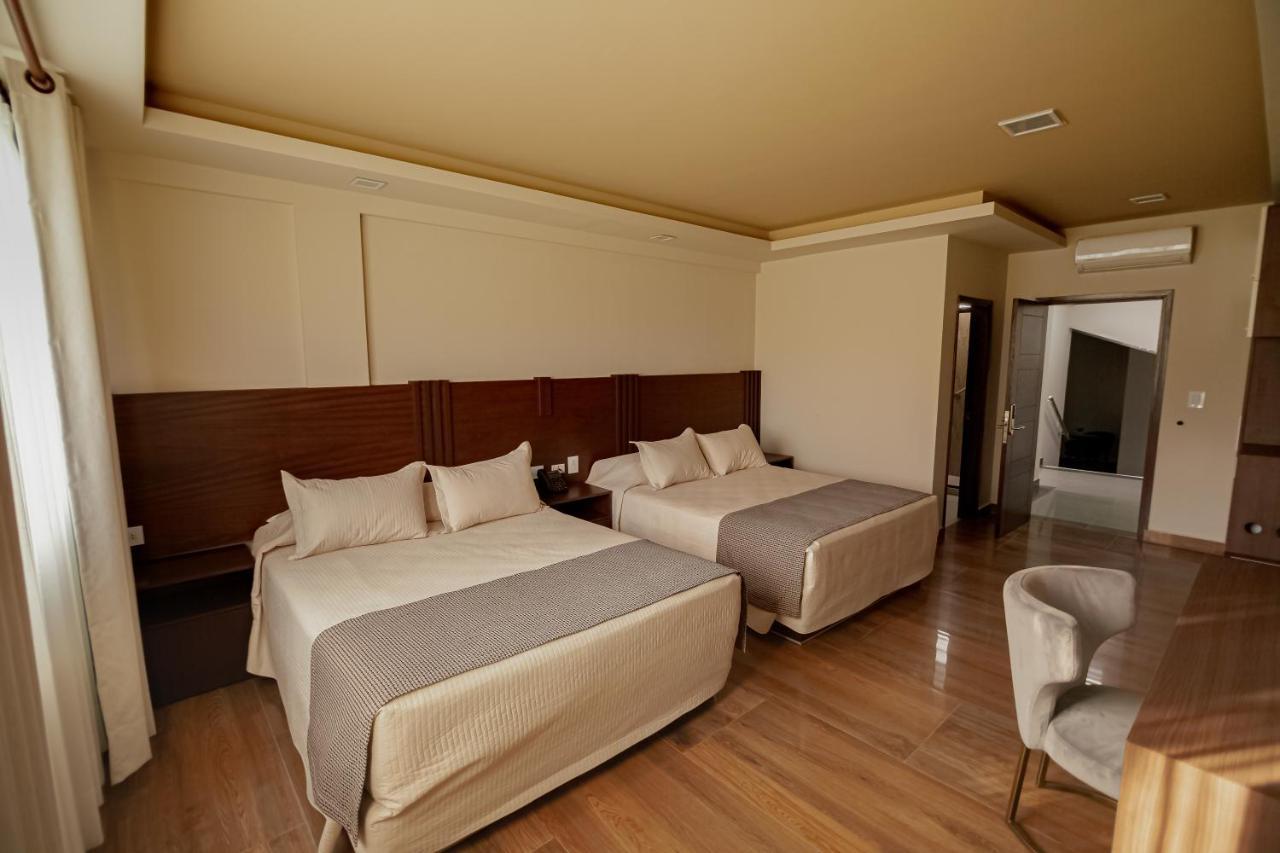 Hotel Sirari By Regina Santa Cruz de La Sierra Esterno foto