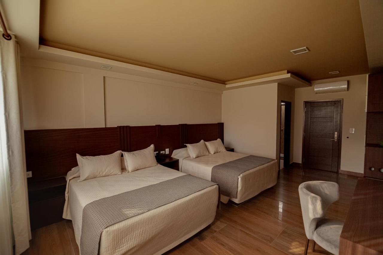 Hotel Sirari By Regina Santa Cruz de La Sierra Esterno foto