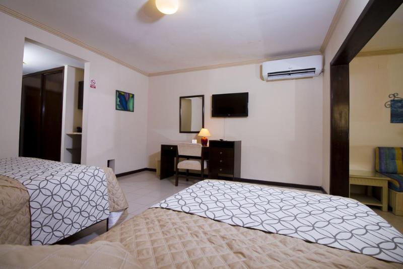 Hotel Sirari By Regina Santa Cruz de La Sierra Esterno foto